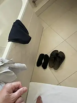 Snapshot of KielerMen chatting on 4, 3, 2026 KielerMen online show from 4, 3, 2026