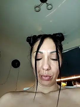 LeticiaWoods online show from 17, 3, 2025