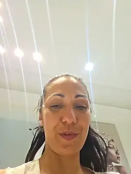 LeticiaWoods online show from 28, 6, 2026