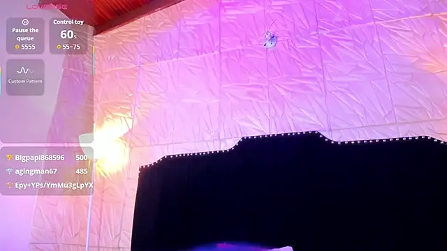 Snapshot of JennyRouse01 chatting on 23, 4, 2026 JennyRouse01 online show from 23, 4, 2026