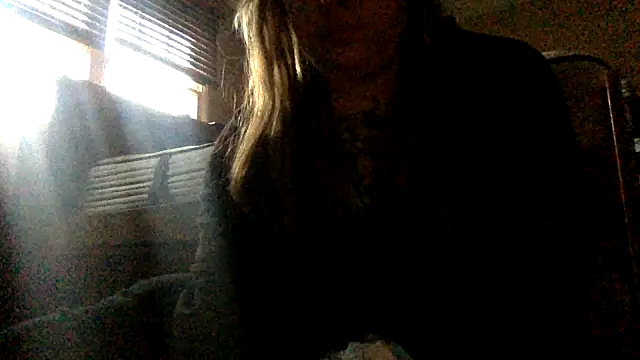 Snapshot of alexabunni chatting on 5, 12, 2025 alexabunni online show from 5, 12, 2025