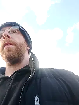 Snapshot of TaylorBlaze chatting on 8, 11, 2025 TaylorBlaze online show from 8, 11, 2025