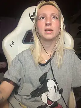 bunnydark00 online show from 19, 11, 2025