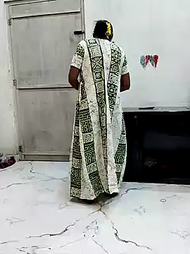 Queen Dolly online show from 1, 12, 2024