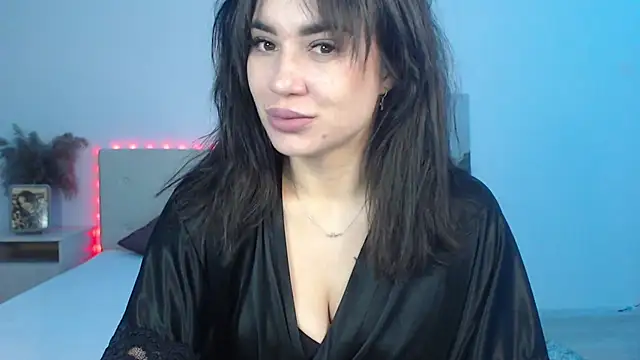 Snapshot of RoxannePure chatting on 5, 12, 2025 RoxannePure online show from 5, 12, 2025