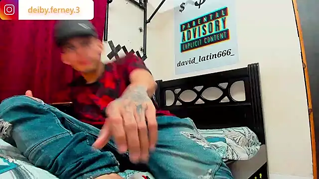 Snapshot of davidlatin66 chatting on 3, 2, 2025 davidlatin66 online show from 3, 2, 2025