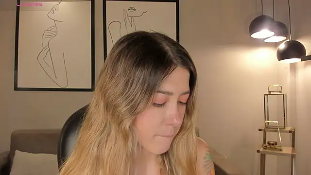 EveBensonX online show from 12, 4, 2026