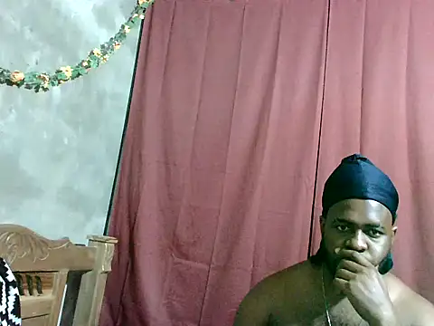 Snapshot of 2ocmaxi chatting on 5, 4, 2026 2ocmaxi online show from 5, 4, 2026