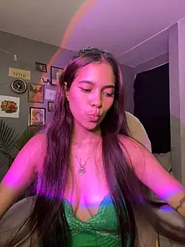 Snapshot of Sallye_ chatting on 19, 4, 2026 Sallye online show from 19, 4, 2026