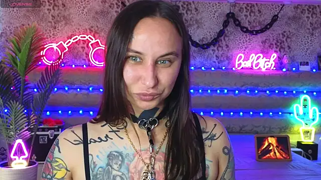 Snapshot of Cool_Freak_ chatting on 10, 5, 2026 Cool Freak online show from 10, 5, 2026