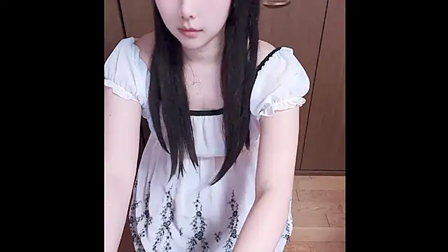 Snapshot of Anne-japanese- chatting on 14, 7, 2026 Anne-japanese- online show from 14, 7, 2026