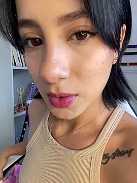 Snapshot of Ale_Lewis chatting on 7, 12, 2024 Ale Lewis online show from 7, 12, 2024