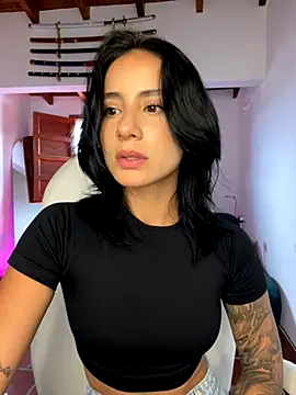 Snapshot of Ale_Lewis chatting on 3, 10, 2025 Ale Lewis online show from 3, 10, 2025