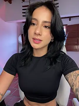 Snapshot of Ale_Lewis chatting on 4, 3, 2026 Ale Lewis online show from 4, 3, 2026