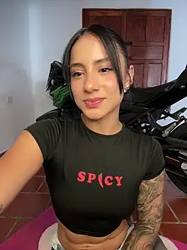 Snapshot of Ale_Lewis chatting on 29, 3, 2026 Ale Lewis online show from 29, 3, 2026