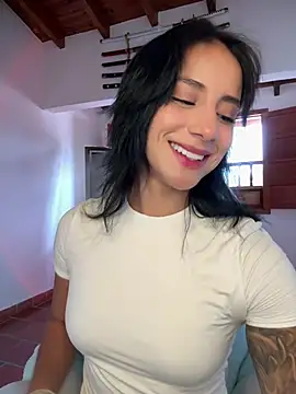 Snapshot of Ale_Lewis chatting on 26, 4, 2026 Ale Lewis online show from 26, 4, 2026