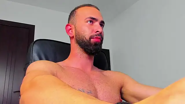 Snapshot of MichaelMasterss chatting on 19, 12, 2024 MichaelMasterss online show from 19, 12, 2024