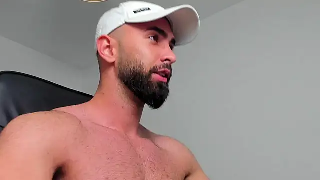 Snapshot of MichaelMasterss chatting on 23, 12, 2024 MichaelMasterss online show from 23, 12, 2024