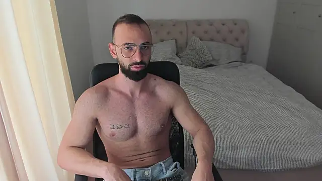 MichaelMasterss online show from 9, 2, 2026