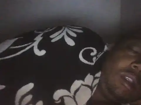 Snapshot of paulpovb chatting on 22, 3, 2025 paulpovb online show from 22, 3, 2025