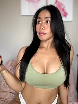 Snapshot of JazzieXo chatting on 12, 3, 2026 JazzieXo online show from 12, 3, 2026