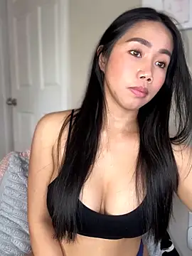 Snapshot of JazzieXo chatting on 3, 4, 2026 JazzieXo online show from 3, 4, 2026