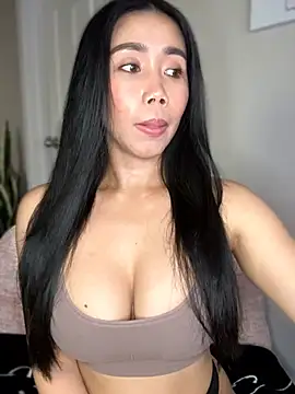 Snapshot of JazzieXo chatting on 16, 4, 2026 JazzieXo online show from 16, 4, 2026