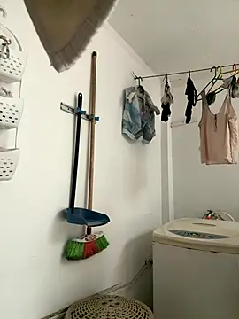 gabiTetas online show from 3, 12, 2025