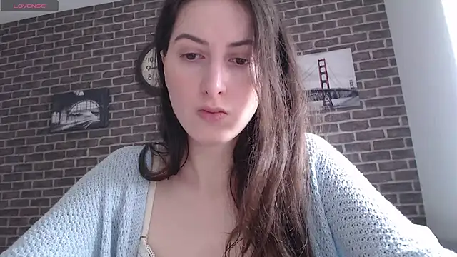  Hot Lady  online show from 10, 3, 2025