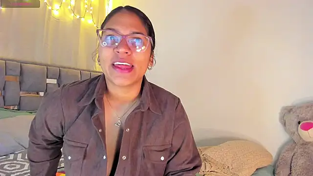 Snapshot of iriss_25 chatting on 6, 4, 2026 iriss 25 online show from 6, 4, 2026