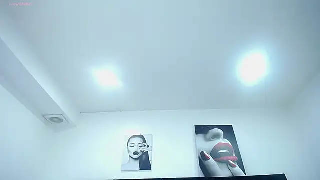 Snapshot of valentina_fox01 chatting on 3, 2, 2026 valentina fox01 online show from 3, 2, 2026