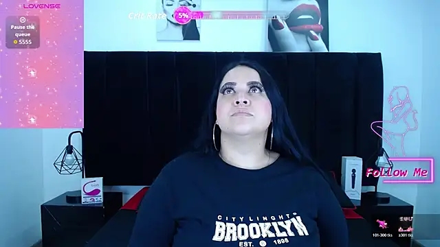 Snapshot of valentina_fox01 chatting on 24, 2, 2026 valentina fox01 online show from 24, 2, 2026