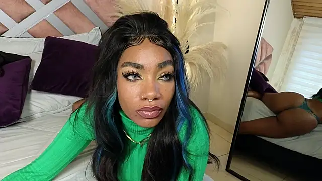 Snapshot of emely_brandon chatting on 27, 2, 2025 emely brandon online show from 27, 2, 2025