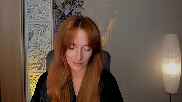 RebeccaMartinez online show from 28, 6, 2026