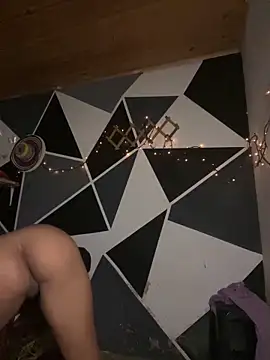 Snapshot of emilyharber chatting on 10, 4, 2026 emilyharber online show from 10, 4, 2026