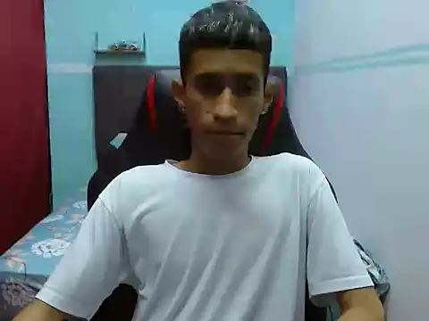 Snapshot of Angelstripboy chatting on 17, 10, 2025 Angelstripboy online show from 17, 10, 2025