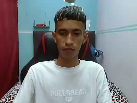 Snapshot of Angelstripboy chatting on 25, 3, 2026 Angelstripboy online show from 25, 3, 2026
