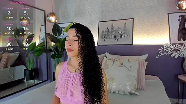 susan cute198 online show from 4, 12, 2025