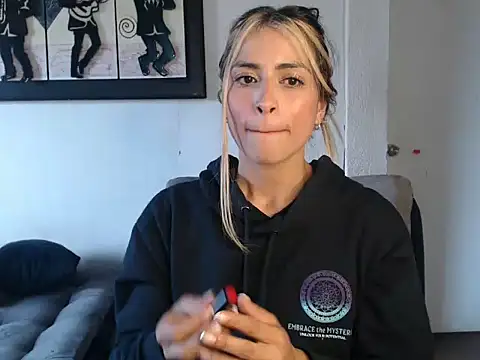 Snapshot of Liamiler01_ chatting on 7, 2, 2025 Liamiler01 online show from 7, 2, 2025