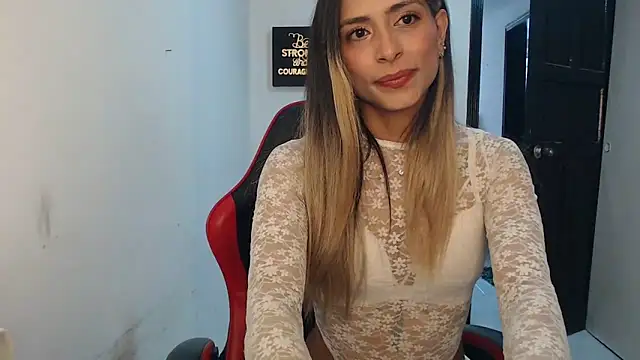 Snapshot of Liamiler01_ chatting on 30, 10, 2025 Liamiler01 online show from 30, 10, 2025