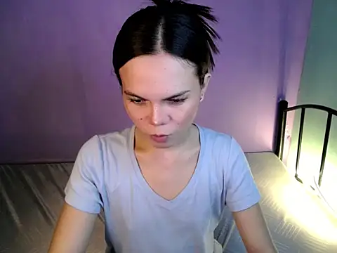 katie white online show from 21, 3, 2026