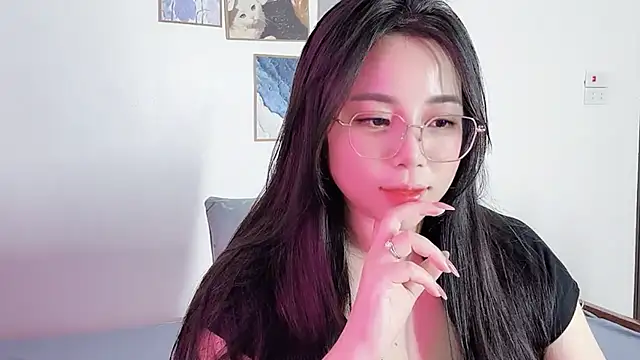   Lyly   online show from 31, 7, 2026