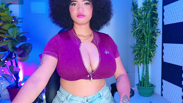 MalaikaBrown online show from 27, 10, 2025