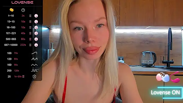 Snapshot of Olivia_Bells chatting on 18, 3, 2026 Olivia Bells online show from 18, 3, 2026