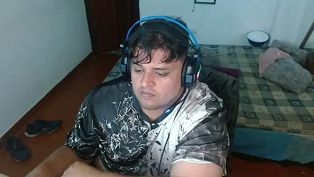 Snapshot of altairstudiosvip_ chatting on 3, 12, 2024 altairstudiosvip online show from 3, 12, 2024