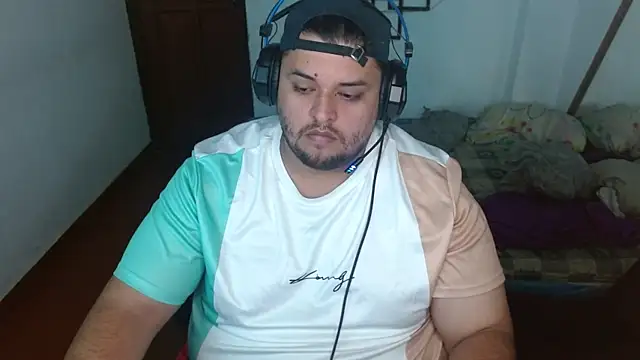 Snapshot of altairstudiosvip_ chatting on 21, 12, 2024 altairstudiosvip online show from 21, 12, 2024