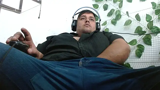 Snapshot of altairstudiosvip_ chatting on 8, 11, 2025 altairstudiosvip online show from 8, 11, 2025