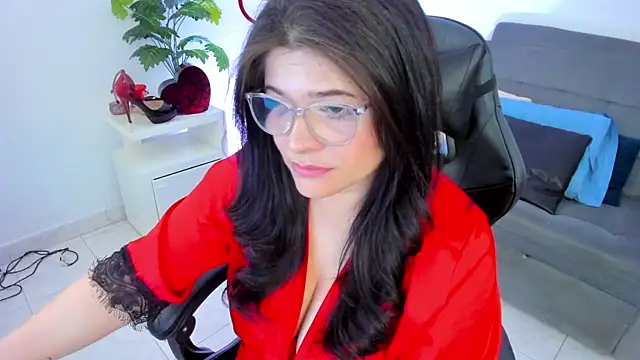 Snapshot of BellaFlaming chatting on 19, 2, 2025 BellaFlaming online show from 19, 2, 2025