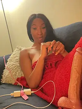 Snapshot of Iceblanca chatting on 2, 11, 2025 Iceblanca online show from 2, 11, 2025