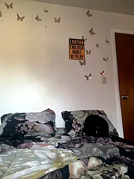 Snapshot of Iceblanca chatting on 7, 11, 2025 Iceblanca online show from 7, 11, 2025